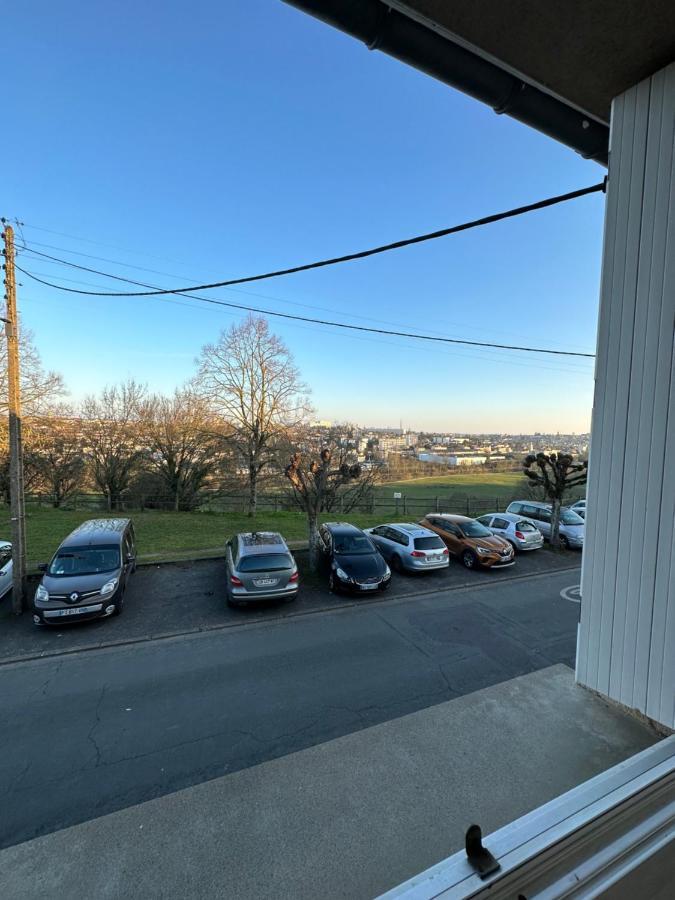 Appartement Meuble Proche Du Futuroscope Poitiers Ngoại thất bức ảnh